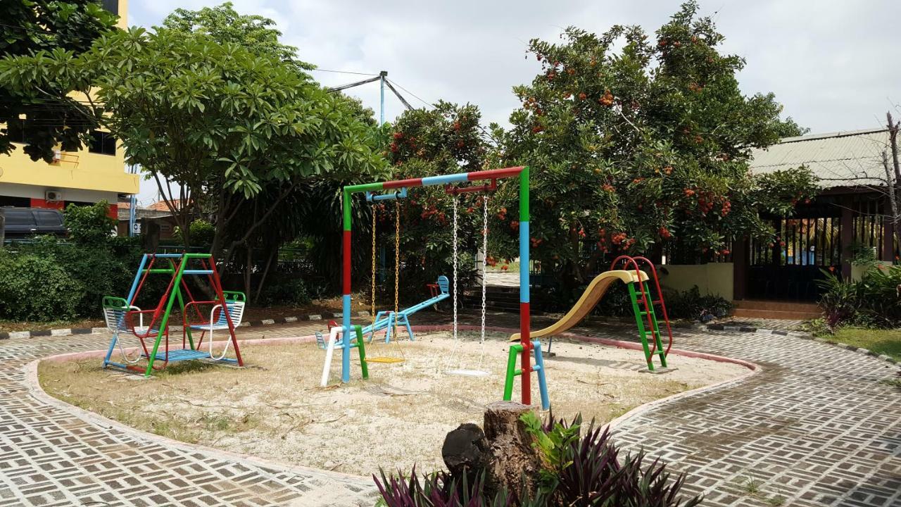 Sentosa Hotel & Restaurant - Tersertifikasi Chse Dari Kementerian Pariwisata Dan Ekonomi Kreatif Бекаси Экстерьер фото